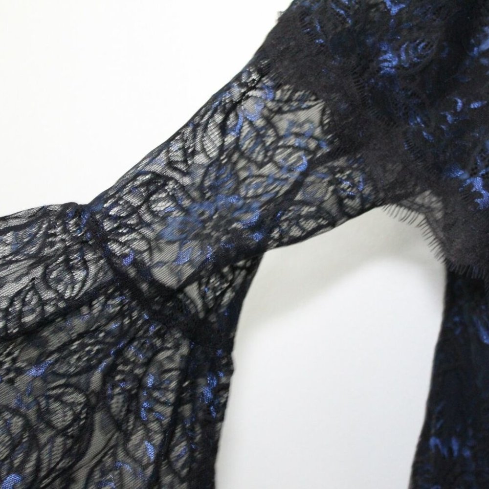 ✨BOGO White House Black Market Off the Shoulder Lace Top Size 8 WHBM H12486 - Picture 5 of 12